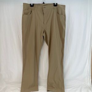 Mountain and Isles Lightweight Athletic Tan Pants Men’s Size 38x30